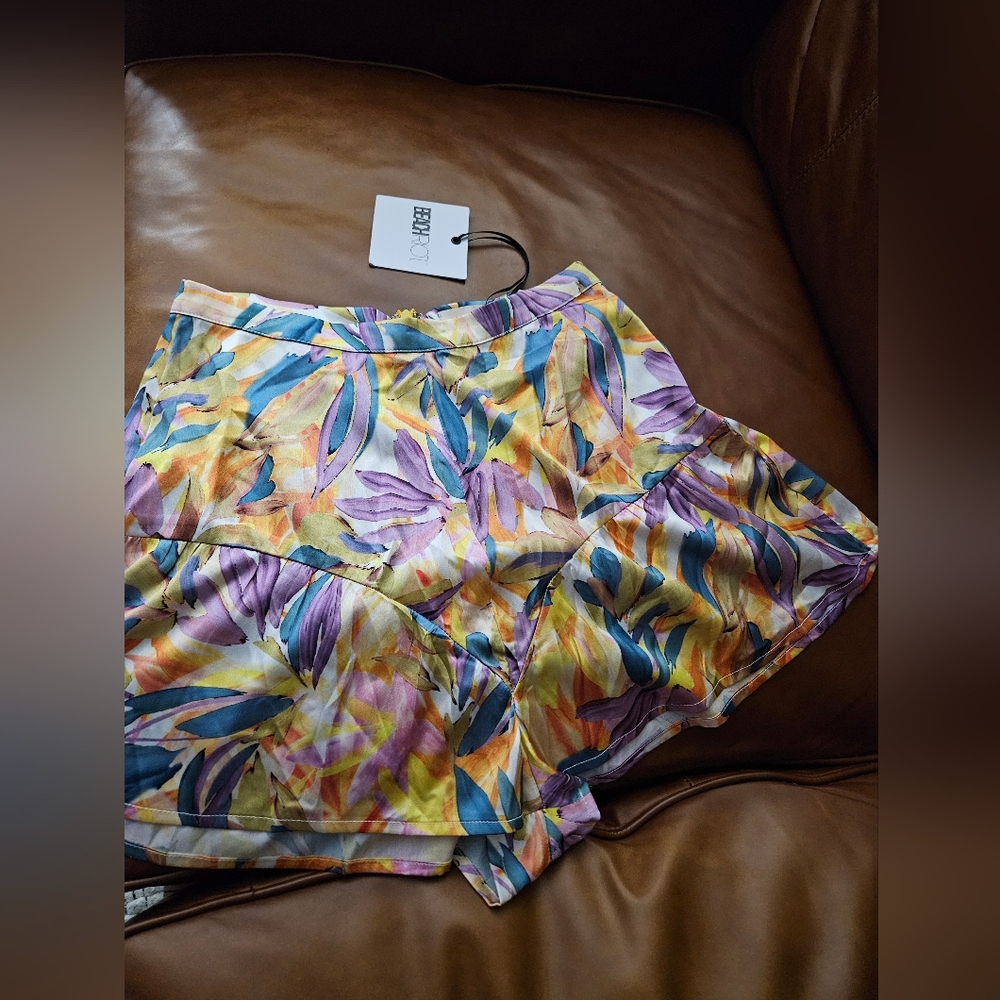 Revolve Beach Riot shorts Nwt S Small - Picture 2 of 5